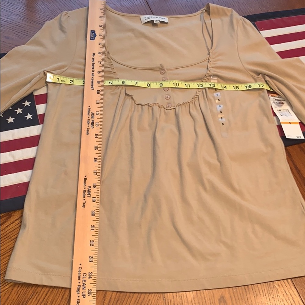 🆕Tan Henley type Top🌿JONES NY Sport 3/4 Sleeve - Picture 7 of 8